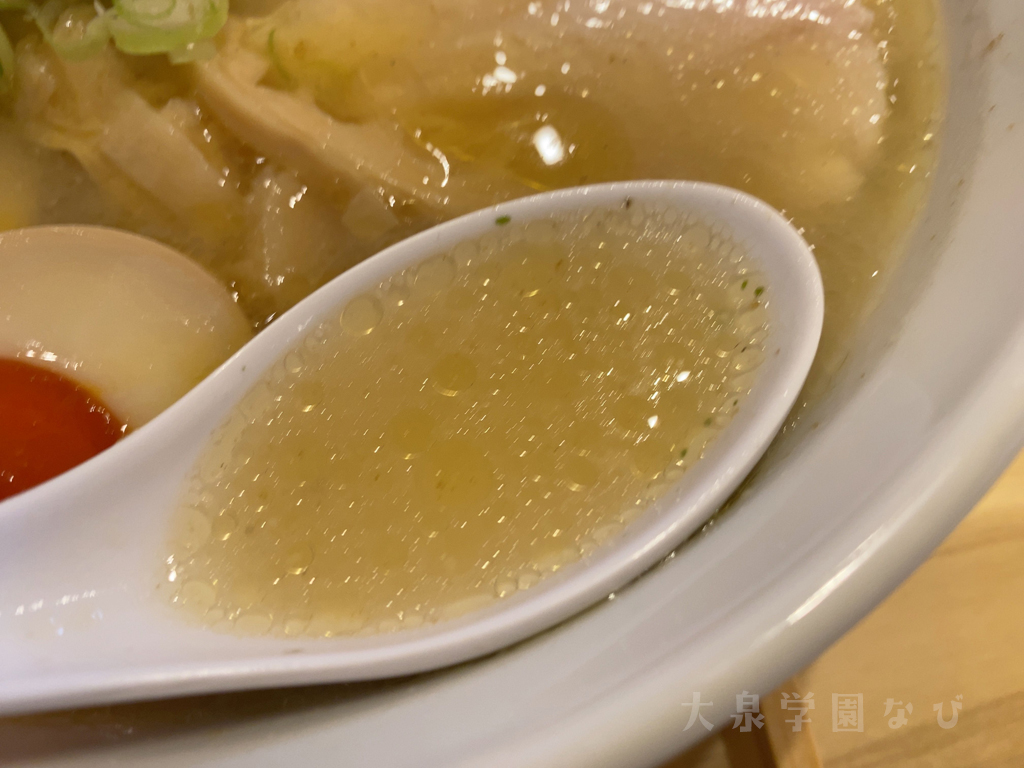 2023年3月6日に大泉学園にオープンした中華そば 稲るり 特糀白湯そば 優しいお味のスープ